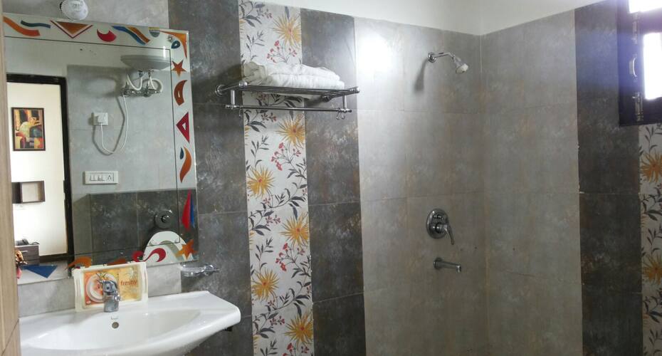 Hotel Topaz, Dalhousie 4